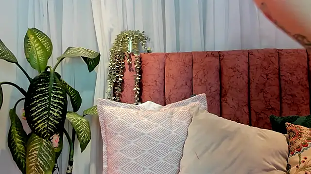 Ashley Monroe online show from November 7, 11:43 am