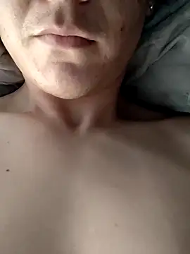 Snapshot of LAIR23 chatting on November 14, 8:18 pm LAIR23 online show from November 14, 8:18 pm