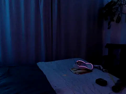 bluegoddessstoned online show from October 3, 2:52 am