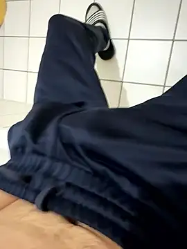 Snapshot of Dicksxd chatting on January 17, 11:48 am Dicksxd online show from January 17, 11:48 am