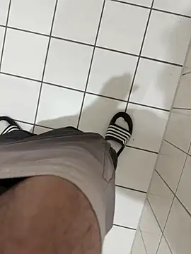 Snapshot of Dicksxd chatting on March 4, 4:13 pm Dicksxd online show from March 4, 4:13 pm