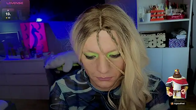 Snapshot of Kkkylie chatting on February 25, 7:07 am Kkkylie online show from February 25, 7:07 am