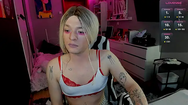Kkkylie online show from April 14, 5:08 pm