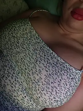 BunnyFoxy777 online show from December 22, 2:14 pm