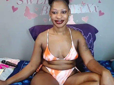 SWEETBERRYxXx online show from April 14, 5:46 am