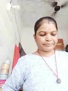 Snapshot of Bhavna_hot chatting on July 2, 10:21 am Bhavna hot online show from July 2, 10:21 am