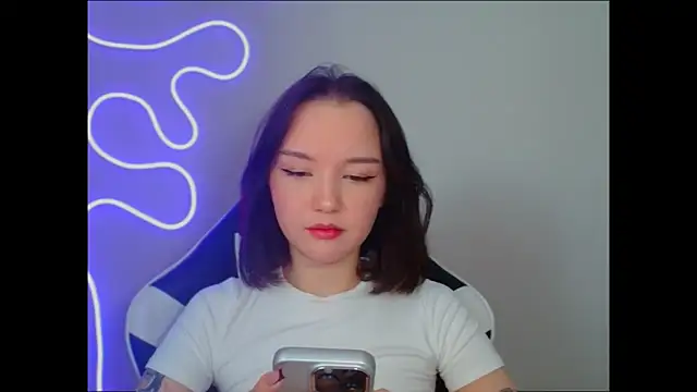 Snapshot of DemiWildcat chatting on September 24, 11:13 am DemiWildcat online show from September 24, 11:13 am