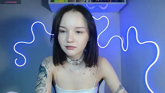 Snapshot of DemiWildcat chatting on October 14, 10:49 am DemiWildcat online show from October 14, 10:49 am