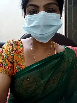 Snapshot of Rithya27 chatting on January 17, 6:11 pm Rithya27 online show from January 17, 6:11 pm