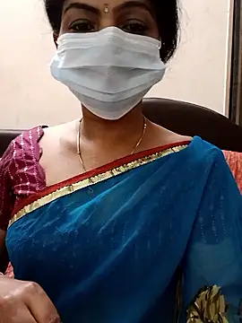 Snapshot of Rithya27 chatting on January 18, 6:23 pm Rithya27 online show from January 18, 6:23 pm