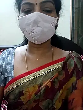 Snapshot of Rithya27 chatting on April 12, 6:13 pm Rithya27 online show from April 12, 6:13 pm