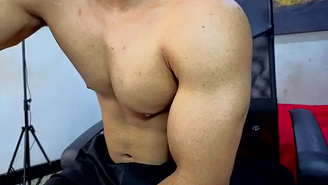 DylanGuss online show from October 1, 11:49 am