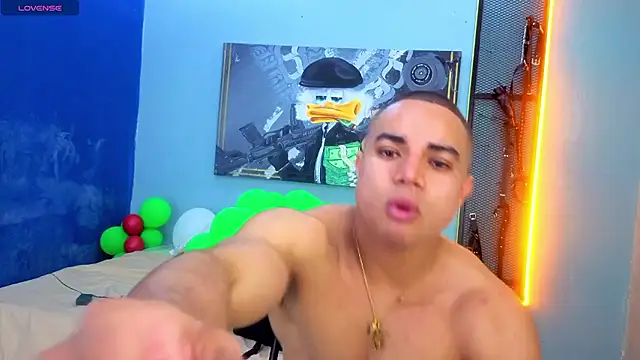 DylanGuss online show from January 7, 2:30 pm