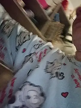 Kiss Eva online show from April 20, 5:16 pm