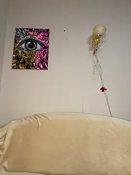 April Purr online show from March 15, 7:25 am