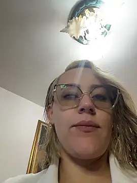 CurvyLust x online show from June 19, 1:37 pm
