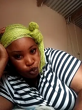 OCEANSQUITERXXX online show from March 16, 7:45 am