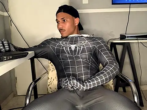 edualqxo online show from October 16, 11:28 pm