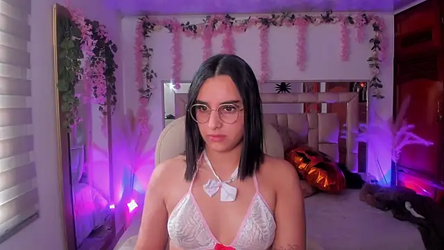 paulha miller online show from October 16, 12:50 pm