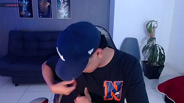 david santos16 online show from September 15, 2:22 am