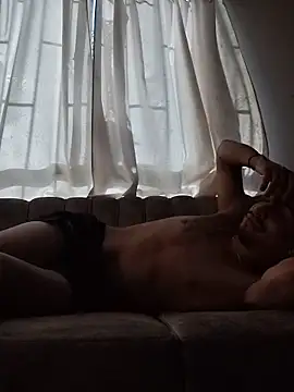 Snapshot of Juann-cock chatting on June 22, 11:24 pm Juann-cock online show from June 22, 11:24 pm