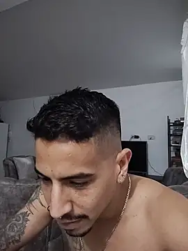 Snapshot of Juann-cock chatting on June 23, 11:36 pm Juann-cock online show from June 23, 11:36 pm