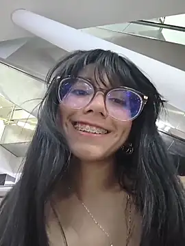 VioletxBloom online show from February 18, 9:33 pm