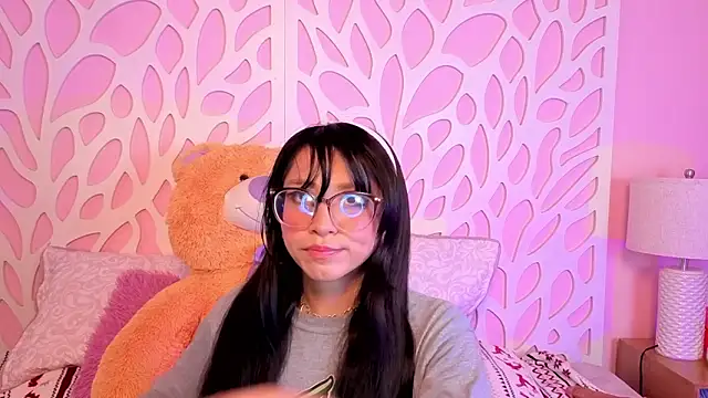 VioletxBloom online show from February 23, 7:55 pm