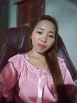 Snapshot of sulove_xx chatting on June 19, 12:20 pm sulove xx online show from June 19, 12:20 pm