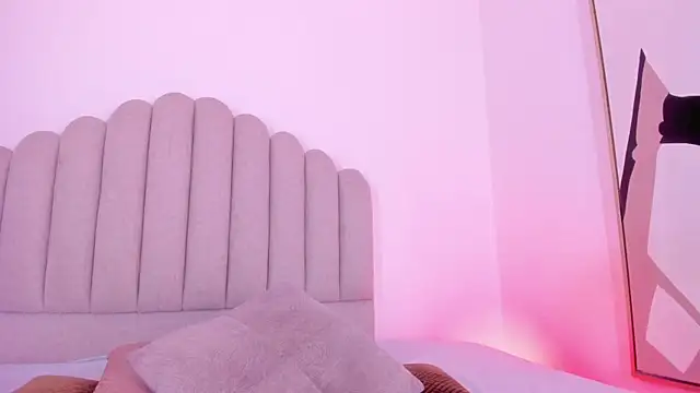 AmbarEvans  online show from January 9, 12:19 pm