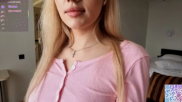 DestinyTurner online show from November 16, 7:14 am