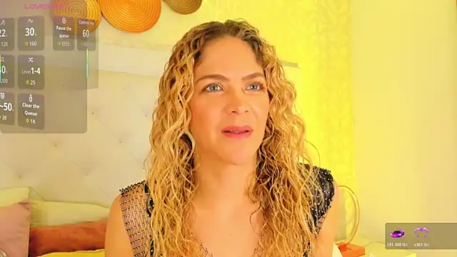 Velora   online show from December 18, 3:45 am