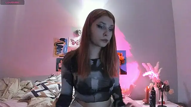 Snapshot of VelvetBlitz chatting on September 15, 2:50 pm VelvetBlitz online show from September 15, 2:50 pm