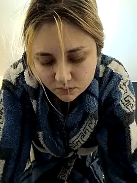 ivorywhisper online show from September 14, 9:03 pm