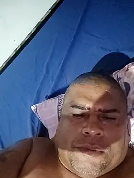 Snapshot of Fonseca_sexy chatting on November 20, 5:29 am Fonseca sexy online show from November 20, 5:29 am