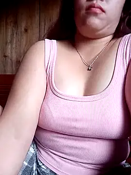 Snapshot of miumiu_00 chatting on September 15, 2:44 am miumiu 00 online show from September 15, 2:44 am