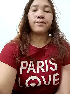 Snapshot of miumiu_00 chatting on November 15, 5:27 am miumiu 00 online show from November 15, 5:27 am