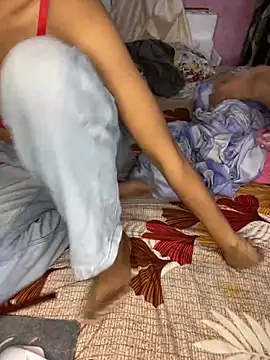 Snapshot of Hot_Nude45 chatting on October 5, 3:54 pm Hot Nude45 online show from October 5, 3:54 pm