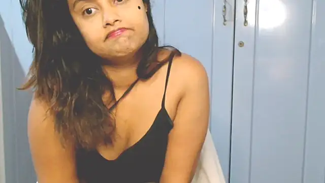 Indian GlowingMiax online show from September 18, 2:57 am