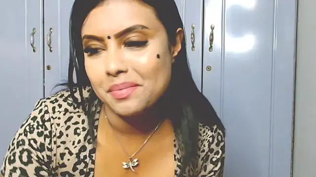 Indian GlowingMiax online show from October 28, 4:09 pm