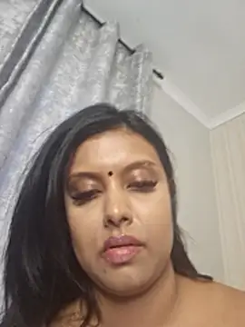 Indian GlowingMiax online show from November 21, 4:33 am