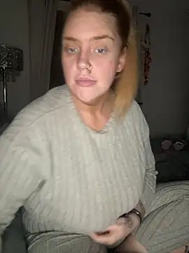 MysteriousMylaX online show from December 19, 6:15 pm