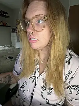 Snapshot of MysteriousMylaX chatting on March 25, 2:45 pm MysteriousMylaX online show from March 25, 2:45 pm