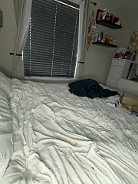 Snapshot of MysteriousMylaX chatting on April 6, 5:58 pm MysteriousMylaX online show from April 6, 5:58 pm