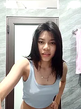 Snapshot of Katanh chatting on March 28, 11:10 am Katanh online show from March 28, 11:10 am