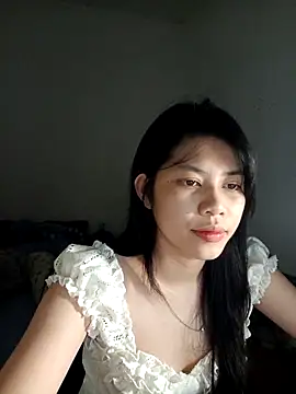 Snapshot of Katanh chatting on April 1, 12:17 pm Katanh online show from April 1, 12:17 pm