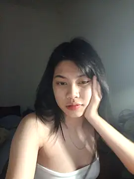 Snapshot of Katanh chatting on April 9, 1:05 pm Katanh online show from April 9, 1:05 pm
