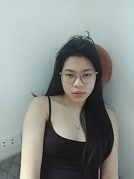 Snapshot of Katanh chatting on July 8, 7:57 am Katanh online show from July 8, 7:57 am
