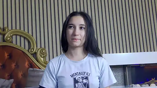 CarolinaBlair online show from May 30, 4:09 am
