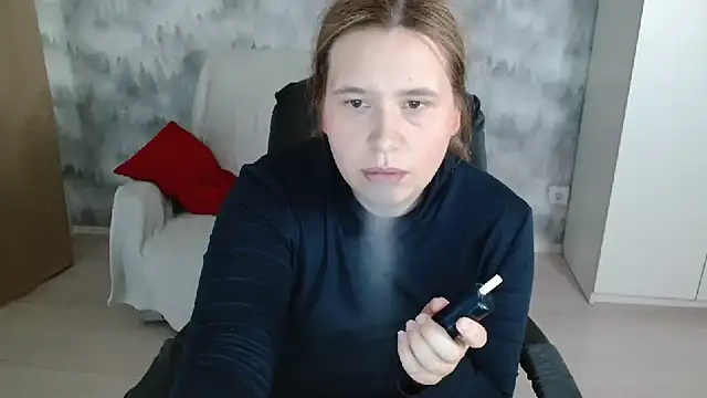 AdelinaLawson online show from April 13, 10:54 am